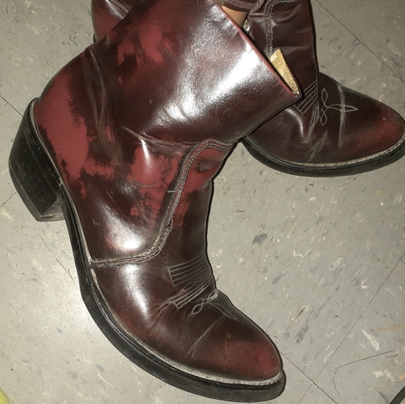 Boots - Picture 1 of 2